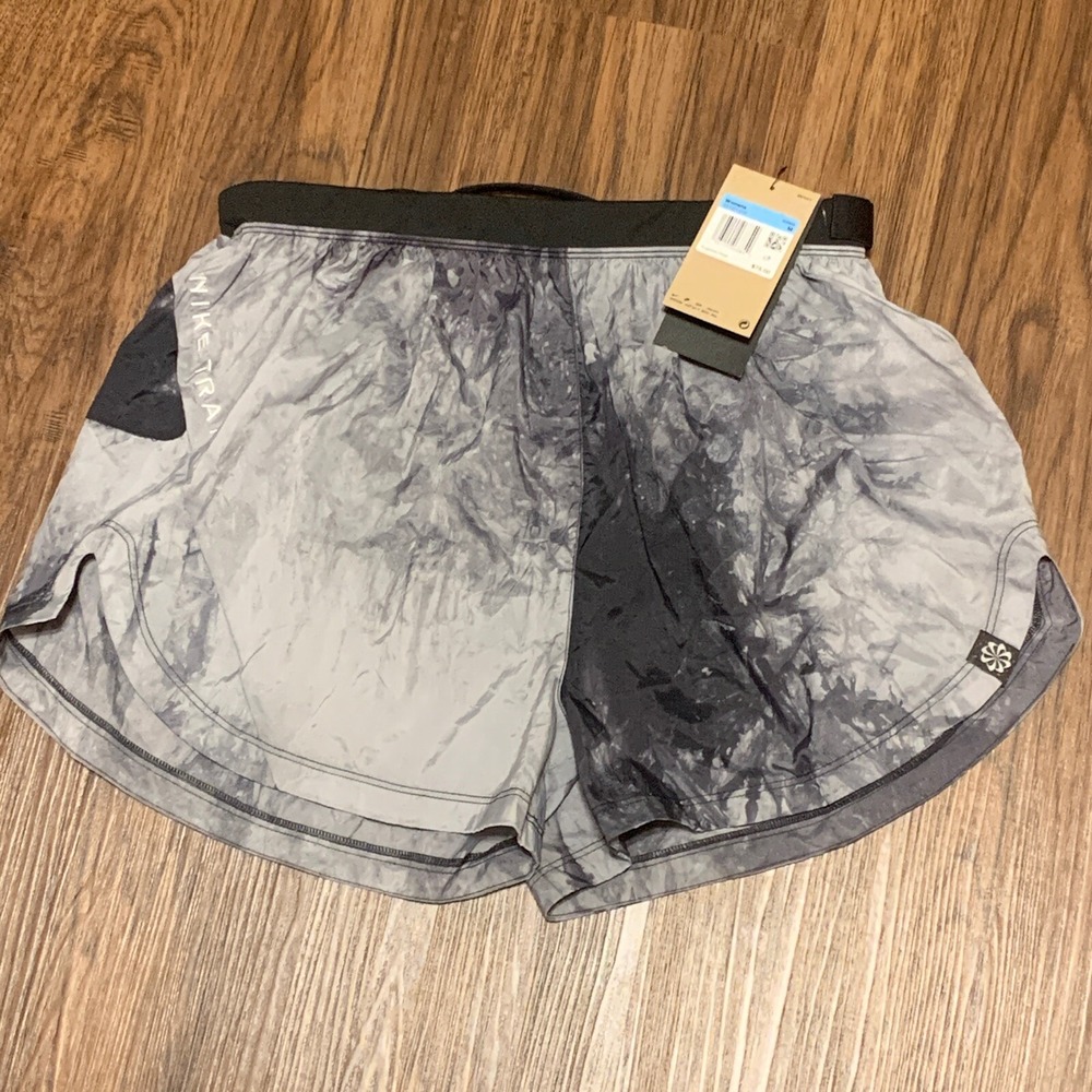 Nike Trail Repel Mid-Rise 3" Lined Women's Running Shorts Size Medium DX1021-010